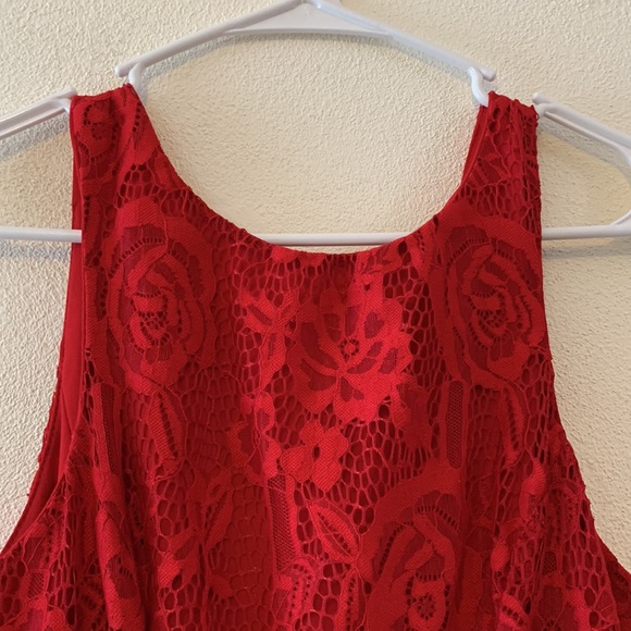 🦋 Speechless Scarlet Rose Red Lace mini Dress. Size Small. New With Tags! - Picture 4 of 8